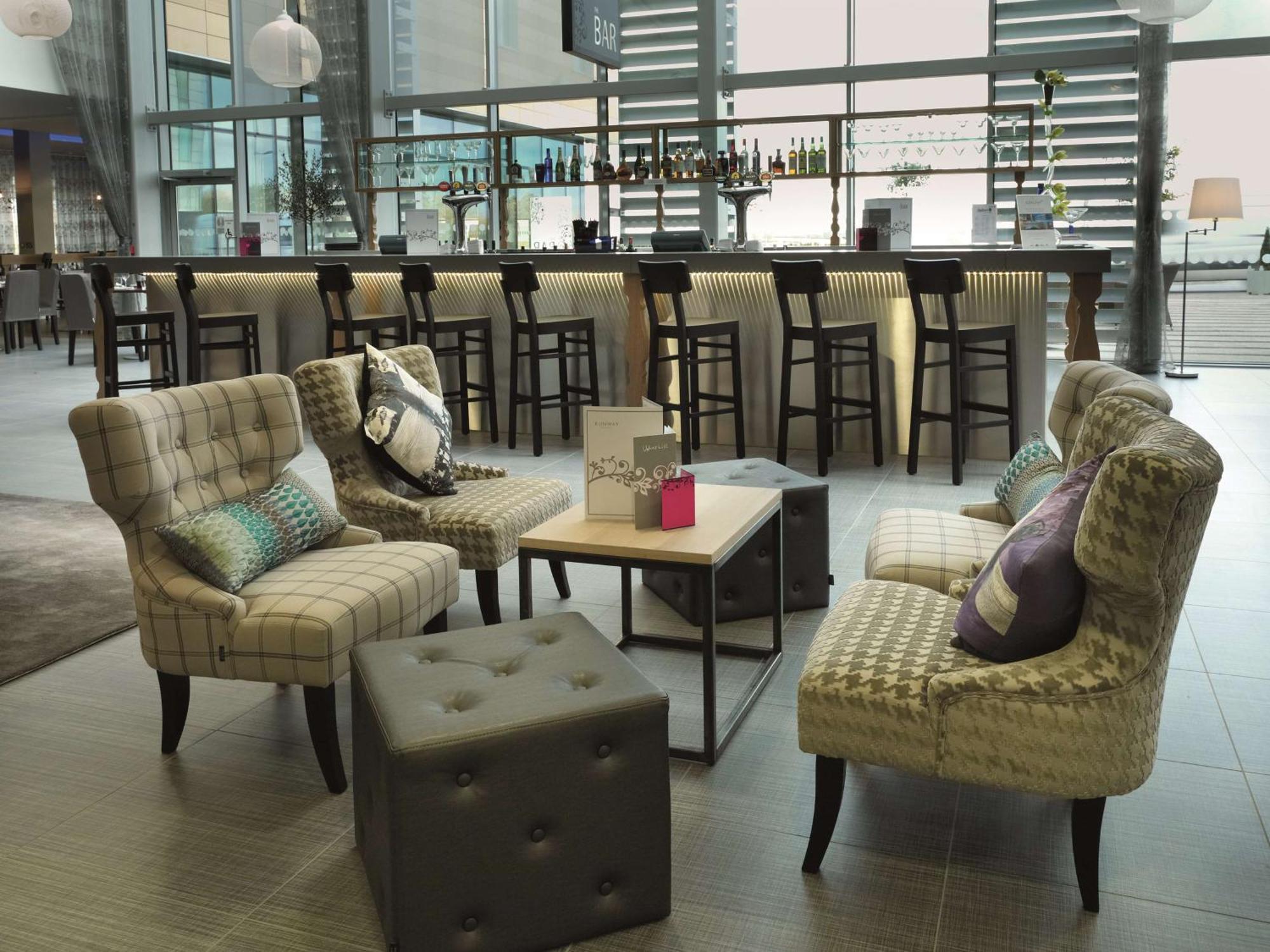 Radisson Blu Hotel East Midlands Airport Castle Donington Bagian luar foto