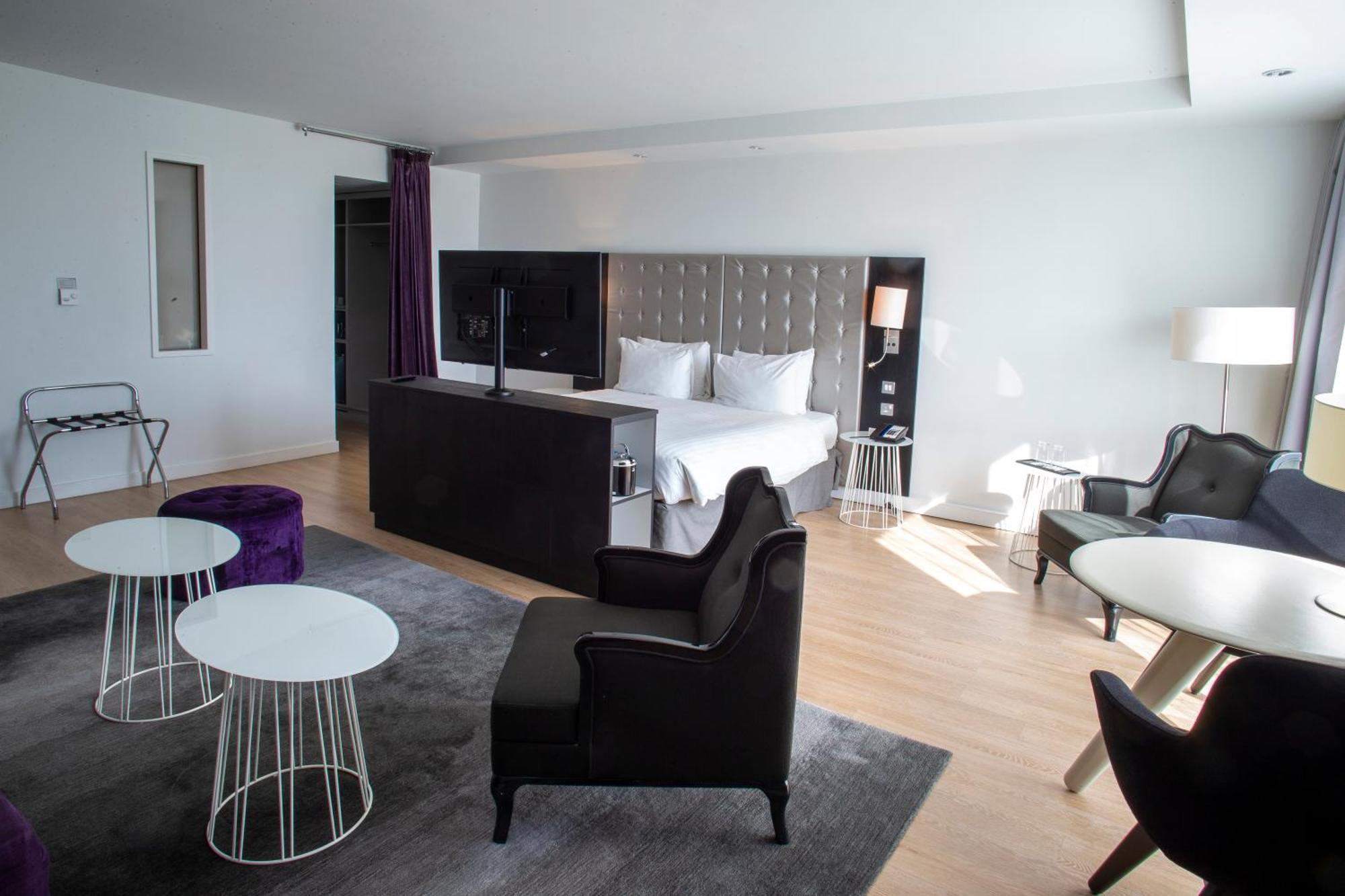 Radisson Blu Hotel East Midlands Airport Castle Donington Bagian luar foto